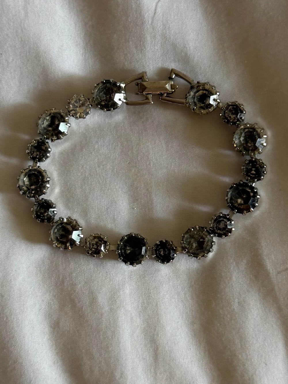 Albert Weiss Vintage 1940s 1950s 1960s Iridescent Silver Crystal Tennis Bracelet